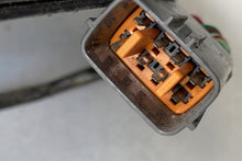 Laden Sie das Bild in den Galerie-Viewer, Frontscheinwerfer Ford WR2A13006 Links Scheinwerfer Headlight