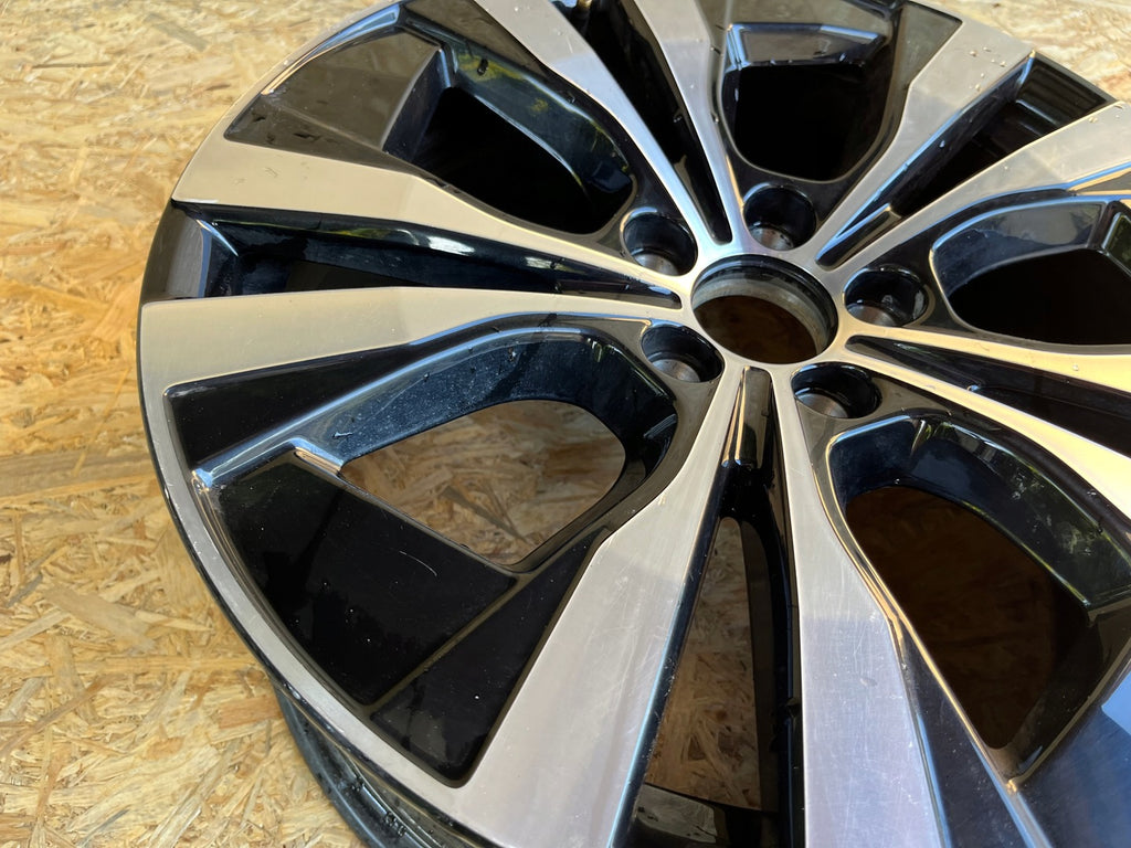 1x Alufelge 18 Zoll 7.5" 5x108 50,5ET 32209452 Volvo Xc60 Ii Rim Wheel