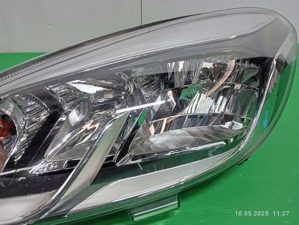 Frontscheinwerfer Ford Fiesta I L1BB-13E015LA Ein Stück (Rechts oder Links) SCH7608681526xf