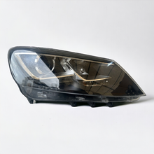 Laden Sie das Bild in den Galerie-Viewer, Frontscheinwerfer Seat Alhambra 7N5941752 Xenon Rechts Scheinwerfer Headlight