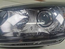 Laden Sie das Bild in den Galerie-Viewer, Frontscheinwerfer Skoda Yeti 5l 5L1941015C LE12A6286 Links Headlight SCH4355103900ze