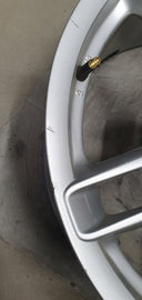 1x Alufelge 18 Zoll 9.0