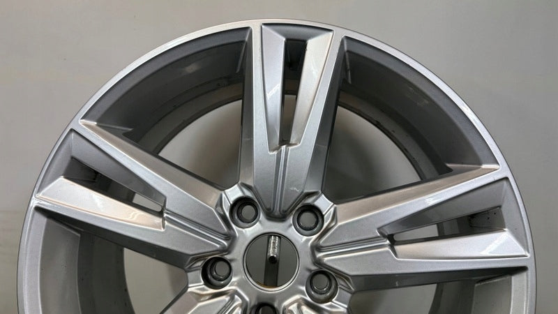 1x Alufelge 18 Zoll 7.0" 5x112 45ET Glanz Silber 575601025 Seat Ateca Rim Wheel