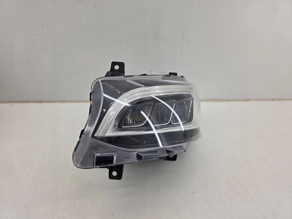 Frontscheinwerfer Mercedes-Benz Sprinter A9109069900 Links Headlight SCH4230940447jp