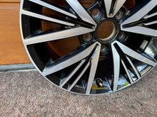 Load image into Gallery viewer, 1x Alufelge 16 Zoll 6.5" 5x112 46ET Glanz Schwarz 5G0601025CD VW Golf Vii FEL1867151955fz