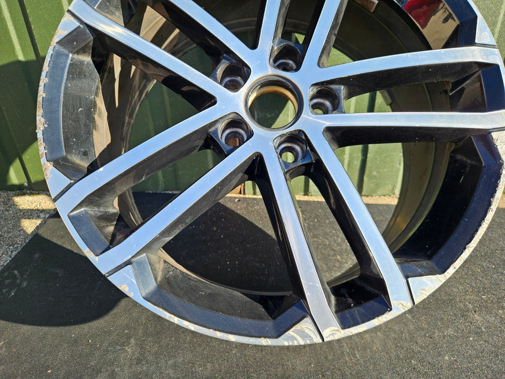 1x Alufelge 18 Zoll 7.5" 5x112 49ET Glanz Silber 5G0601025A0 VW Golf Vii FEL7772932481pb