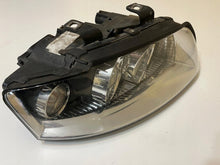 Laden Sie das Bild in den Galerie-Viewer, Frontscheinwerfer Audi A4 B6 Xenon Rechts Scheinwerfer Headlight SCH1286880882go
