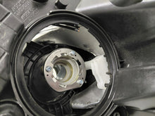Laden Sie das Bild in den Galerie-Viewer, Frontscheinwerfer Hyundai I30 92101A6020 Links Scheinwerfer Headlight SCH9263840695tk