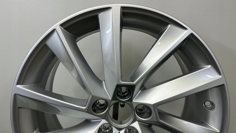 1x Alufelge 17 Zoll 6.5" 5x100 40ET Glanz Silber 657601025D Skoda Scala Kamiq I FEL5288702868xb