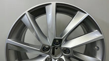 Load image into Gallery viewer, 1x Alufelge 17 Zoll 6.5" 5x100 40ET Glanz Silber 657601025D Skoda Scala Kamiq I FEL5288702868xb