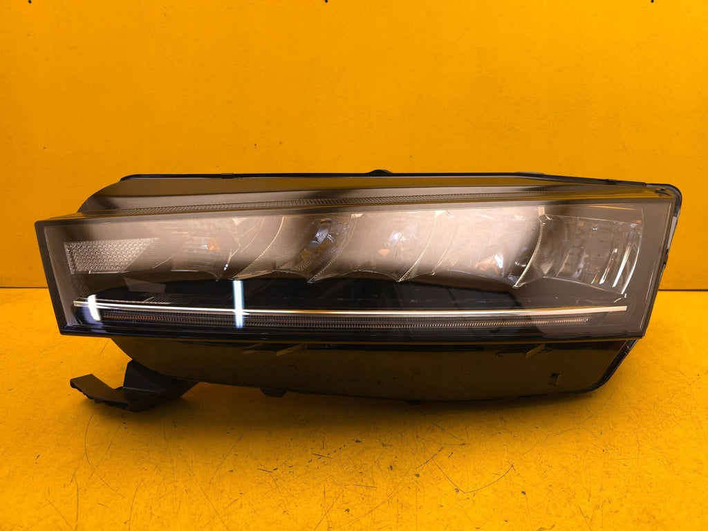 Frontscheinwerfer Skoda Octavia IV 5E4941015 LED Links Scheinwerfer Headlight SCH3061935445sj