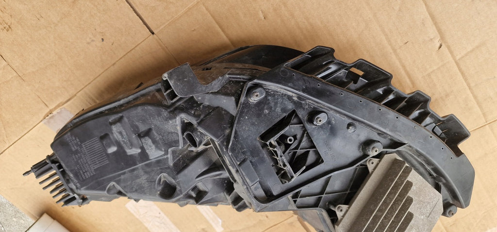 Frontscheinwerfer Tesla 3 1077376-50-B Rechts Scheinwerfer Headlight