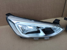 Laden Sie das Bild in den Galerie-Viewer, Frontscheinwerfer Ford Focus JX7B-13W029-AE Rechts Scheinwerfer Headlight SCH1739955331hn