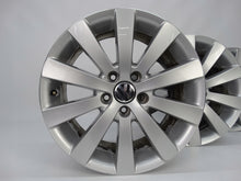 Laden Sie das Bild in den Galerie-Viewer, 4x Alufelge 17 Zoll 7.5" 5x112 47ET Glanz Silber 3C0601025AJ VW Passat Rim Wheel FEL3934666664ea