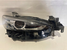 Laden Sie das Bild in den Galerie-Viewer, Frontscheinwerfer Mazda 6 Gj GRF5-51030 LED Rechts Scheinwerfer Headlight SCH9783925010jp