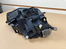 Laden Sie das Bild in den Galerie-Viewer, Frontscheinwerfer VW Taigo 2G7941035A Full LED Links Scheinwerfer Headlight SCH9712767262db