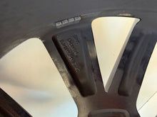 Laden Sie das Bild in den Galerie-Viewer, 1x Alufelge 19 Zoll 5x112 2GA601025BB VW T-Roc Rim Wheel FEL9568152538rp