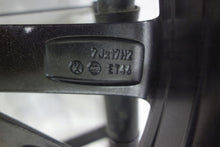 Laden Sie das Bild in den Galerie-Viewer, 1x Alufelge 17 Zoll 7.0&quot; 5x100 46ET 5JJ601025 Skoda Fabia Rapid Rim Wheel