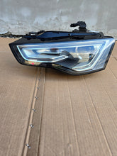 Laden Sie das Bild in den Galerie-Viewer, Frontscheinwerfer Audi A5 8T0941005 LED Links Scheinwerfer Headlight