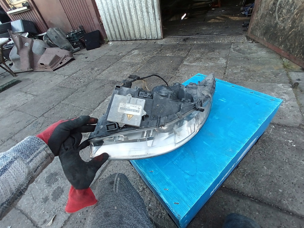 Frontscheinwerfer Mercedes-Benz W169 A1698201261 Bi-Xenon Rechts Headlight SCH8437963514wy