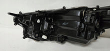 Load image into Gallery viewer, Frontscheinwerfer Toyota Yaris Rechts Scheinwerfer Headlight
