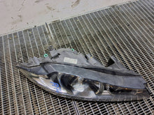 Laden Sie das Bild in den Galerie-Viewer, Frontscheinwerfer Jaguar Xf X250 CX2313W029DD Rechts Scheinwerfer Headlight SCH6179761780au
