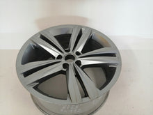 Laden Sie das Bild in den Galerie-Viewer, 1x Alufelge 19 Zoll 8.5" 5x112 28ET Glanz Graphit 760601025P VW Touareg Cr7 FEL2096391483xf