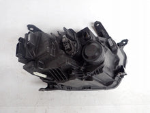 Laden Sie das Bild in den Galerie-Viewer, Frontscheinwerfer Dacia Duster 260602465R Full LED Links Scheinwerfer Headlight