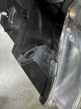 Laden Sie das Bild in den Galerie-Viewer, Frontscheinwerfer Audi A6 4F0941003 Xenon Links Scheinwerfer Headlight SCH9587605994dl