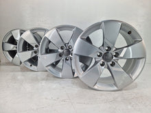 Laden Sie das Bild in den Galerie-Viewer, 4x Alufelge 17 Zoll 7.0" 5x112 47ET Glanz Silber 8S0601025J Audi Rim Wheel FEL4298186295xh