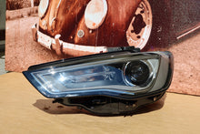 Laden Sie das Bild in den Galerie-Viewer, Frontscheinwerfer Audi A3 8V0941005A Xenon Links Scheinwerfer Headlight