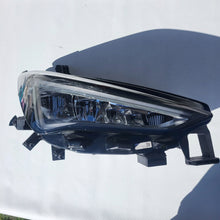 Load image into Gallery viewer, Frontscheinwerfer Cupra Born 10F941774 Rechts Scheinwerfer Headlight SCH8669506005an