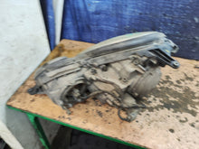 Laden Sie das Bild in den Galerie-Viewer, Frontscheinwerfer Mercedes-Benz W211 Rechts Scheinwerfer Headlight SCH6430922754oz