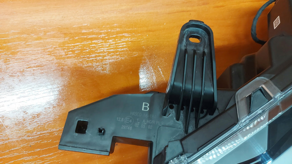 Frontscheinwerfer Toyota Corolla LED Ein Stück (Rechts oder Links) Headlight SCH1512284282fv