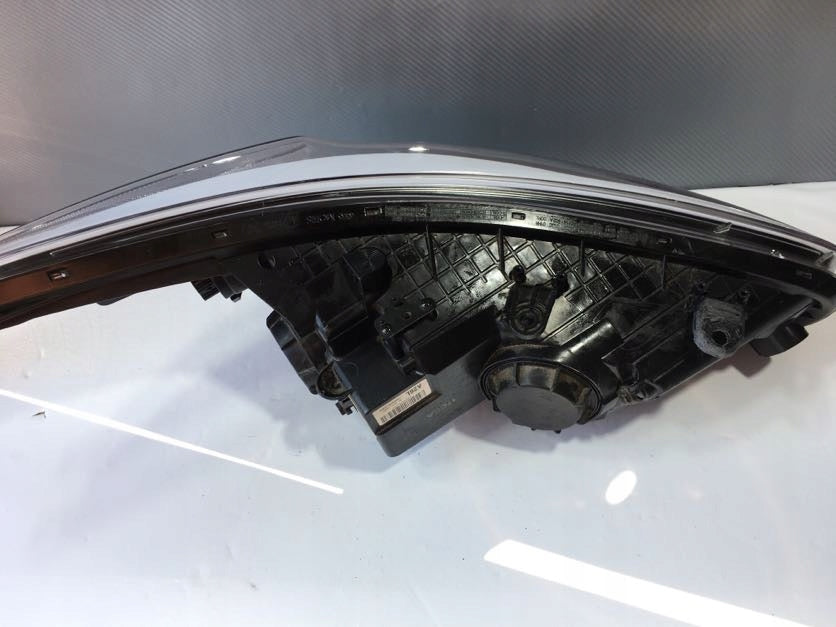 Frontscheinwerfer Kia Ceed Bi-Xenon Ein Stück (Rechts oder Links) Headlight