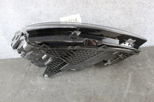 Laden Sie das Bild in den Galerie-Viewer, Frontscheinwerfer Skoda Superb III 3V1941016D LED Rechts Scheinwerfer Headlight