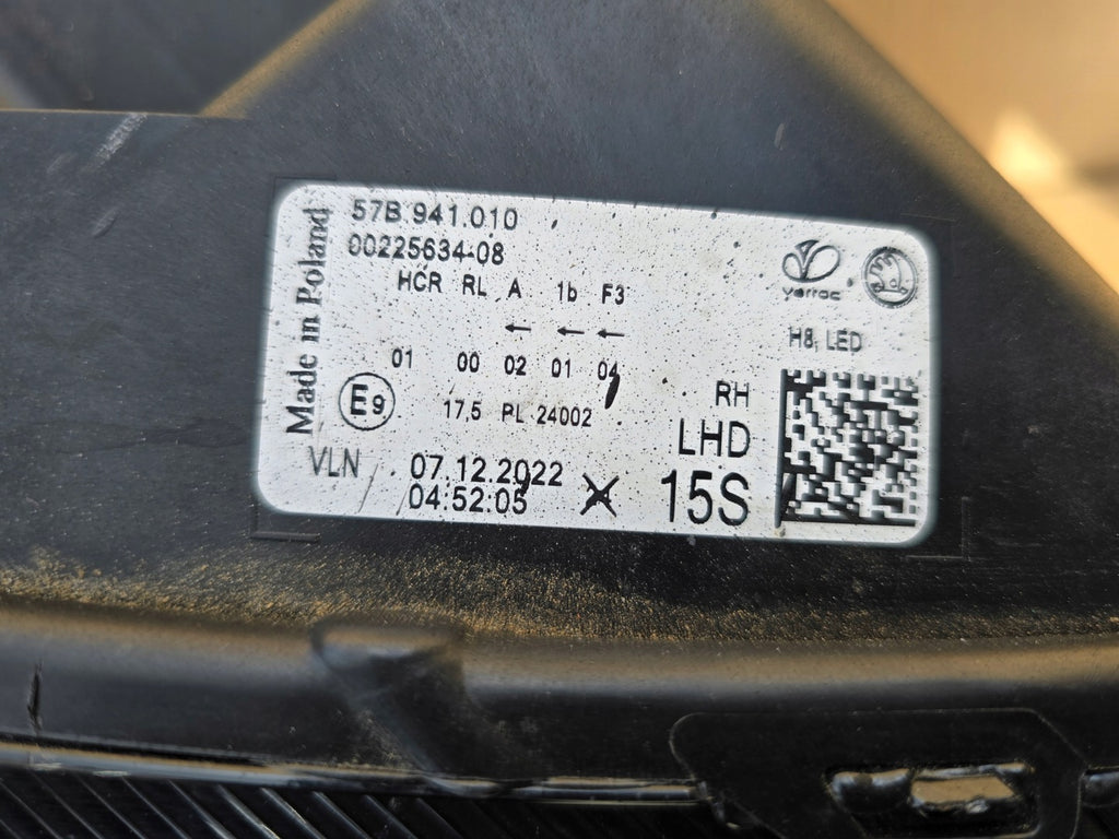 Frontscheinwerfer Skoda Karoq 57B941010 LED Rechts Scheinwerfer Headlight SCH3606687500zl