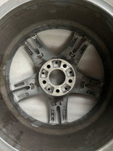 Laden Sie das Bild in den Galerie-Viewer, 1x Alufelge 18 Zoll 8.0&quot; 5x112 41ET A2224011900 Mercedes-Benz W222 Rim Wheel