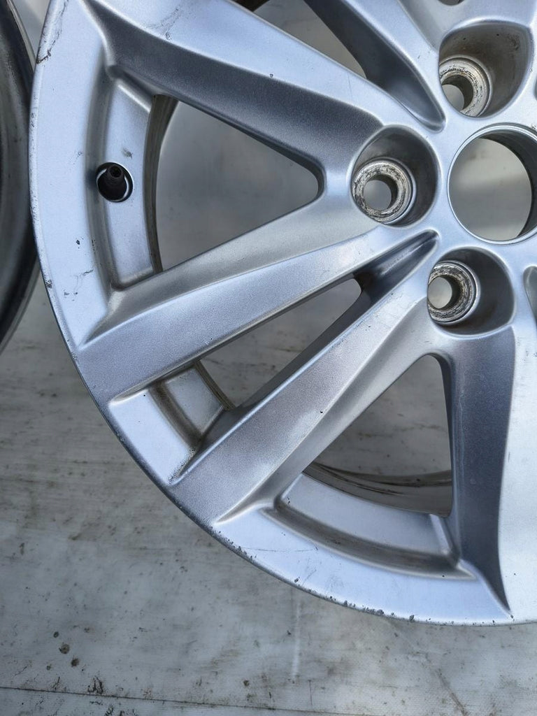 1x Alufelge 17 Zoll 6.5" 5x114.3 46ET Mitsubishi I W Rim Wheel FEL2820020983kl