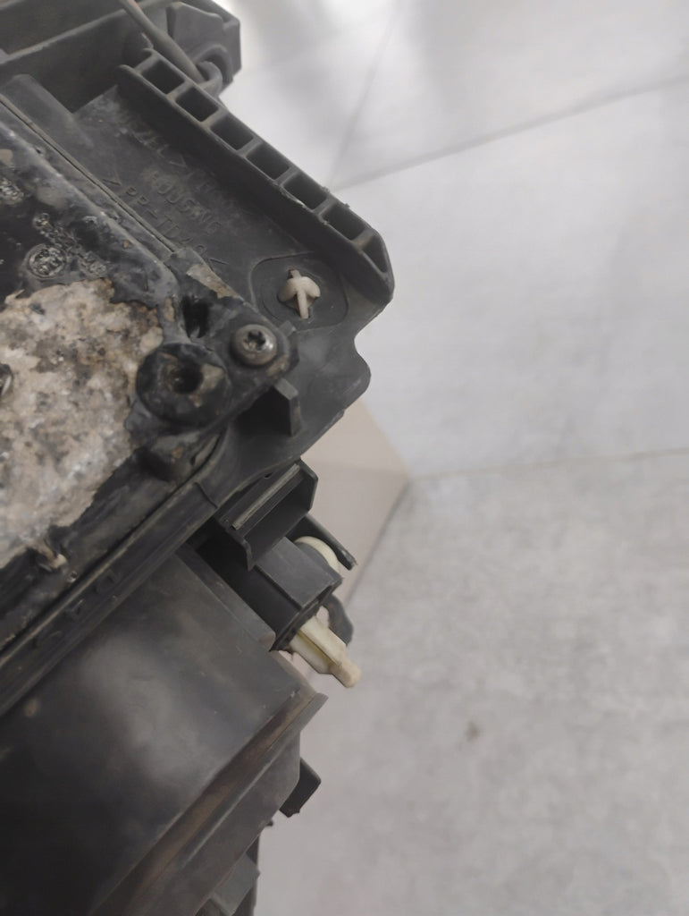 Frontscheinwerfer Toyota Auris 81110-02490 Xenon Rechts Scheinwerfer Headlight