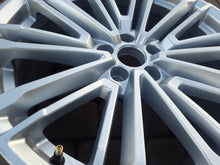 Load image into Gallery viewer, 1x Alufelge 19 Zoll 8.5" 5x112 32ET 8W0601025CC Audi Rim Wheel FEL8889549225et