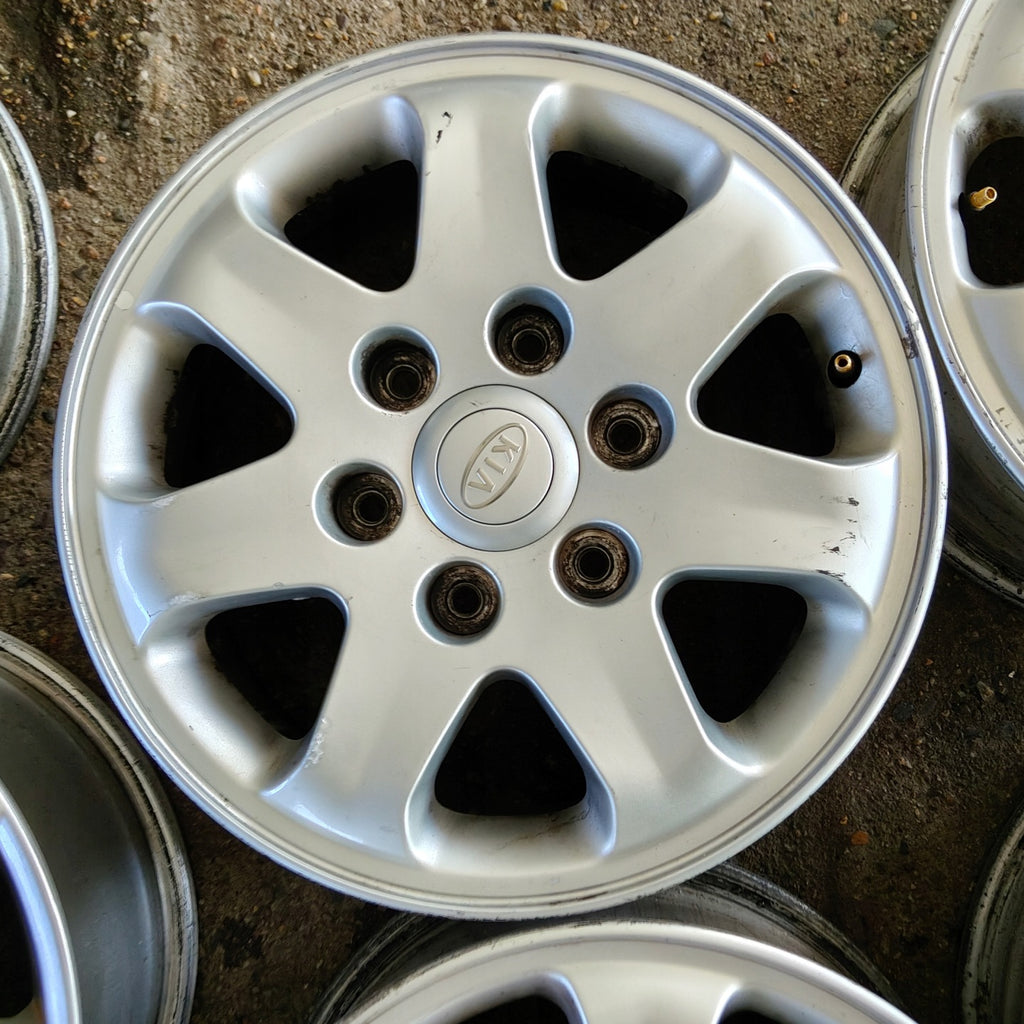 4x Alufelge 16 Zoll 6.5" 6x139.7 46ET Glanz Silber 52910-4D100 Hyundai I FEL9508058086cm