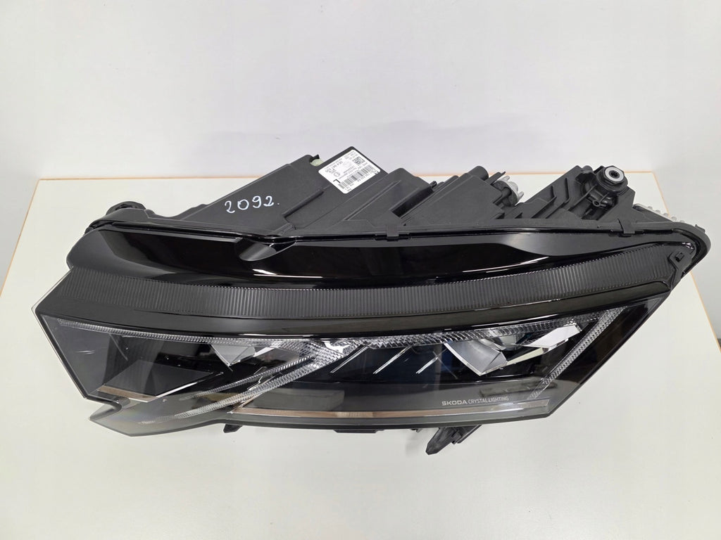 Frontscheinwerfer Skoda Octavia IV 5E4941035 Links Scheinwerfer Headlight SCH5744532681ic