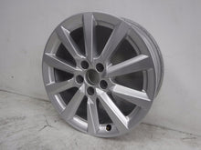 Load image into Gallery viewer, 1x Alufelge 16 Zoll 6.5" 5x100 40ET Glanz Silber 82A601025 Audi Arona Golf Polo FEL1004187639kb