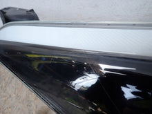 Laden Sie das Bild in den Galerie-Viewer, Frontscheinwerfer Hyundai I20 Gb 92102-C8000 Rechts Scheinwerfer Headlight