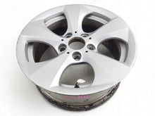 Load image into Gallery viewer, 1x Alufelge 16 Zoll 7.0&quot; 5x120 31ET Glanz Silber 6795806 BMW E91 E90 Rim Wheel