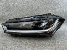 Laden Sie das Bild in den Galerie-Viewer, Frontscheinwerfer Skoda Superb I 3P1941015 Links Scheinwerfer Headlight SCH2273647250fm