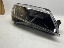 Laden Sie das Bild in den Galerie-Viewer, Frontscheinwerfer Skoda Superb III 3V1941016B Xenon Rechts Headlight