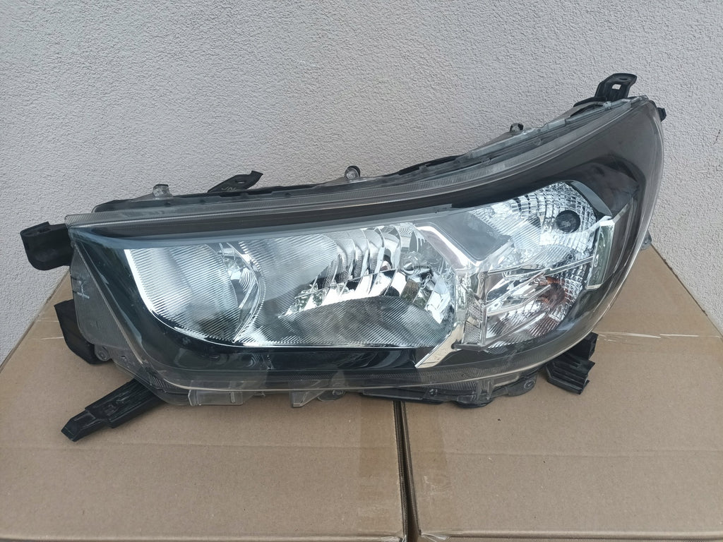 Frontscheinwerfer Toyota Hilux VIII 0K-177 Links Scheinwerfer Headlight SCH5737574828tr