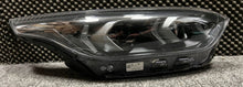 Laden Sie das Bild in den Galerie-Viewer, Frontscheinwerfer Kia Ceed J792111020 Rechts Scheinwerfer Headlight SCH6781793126zw
